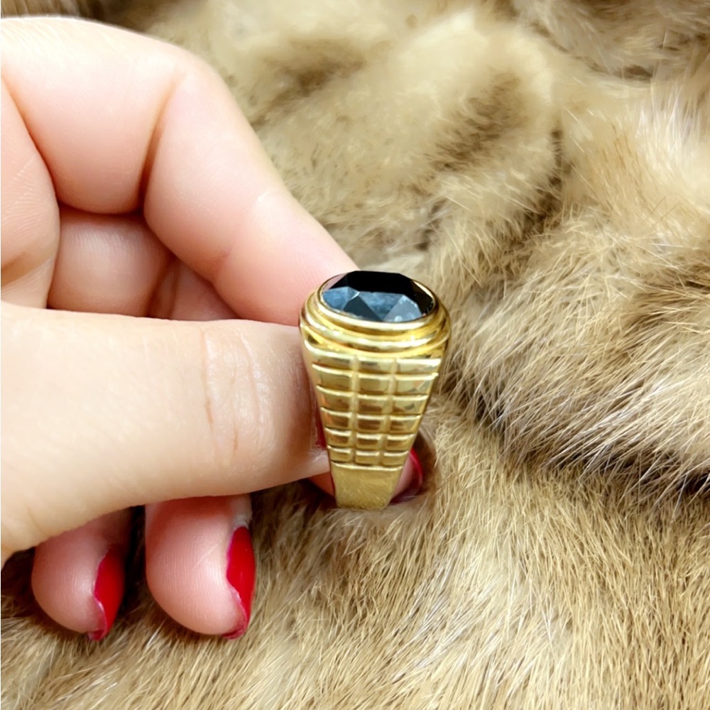 Black statement ring - Picture 3 of 3